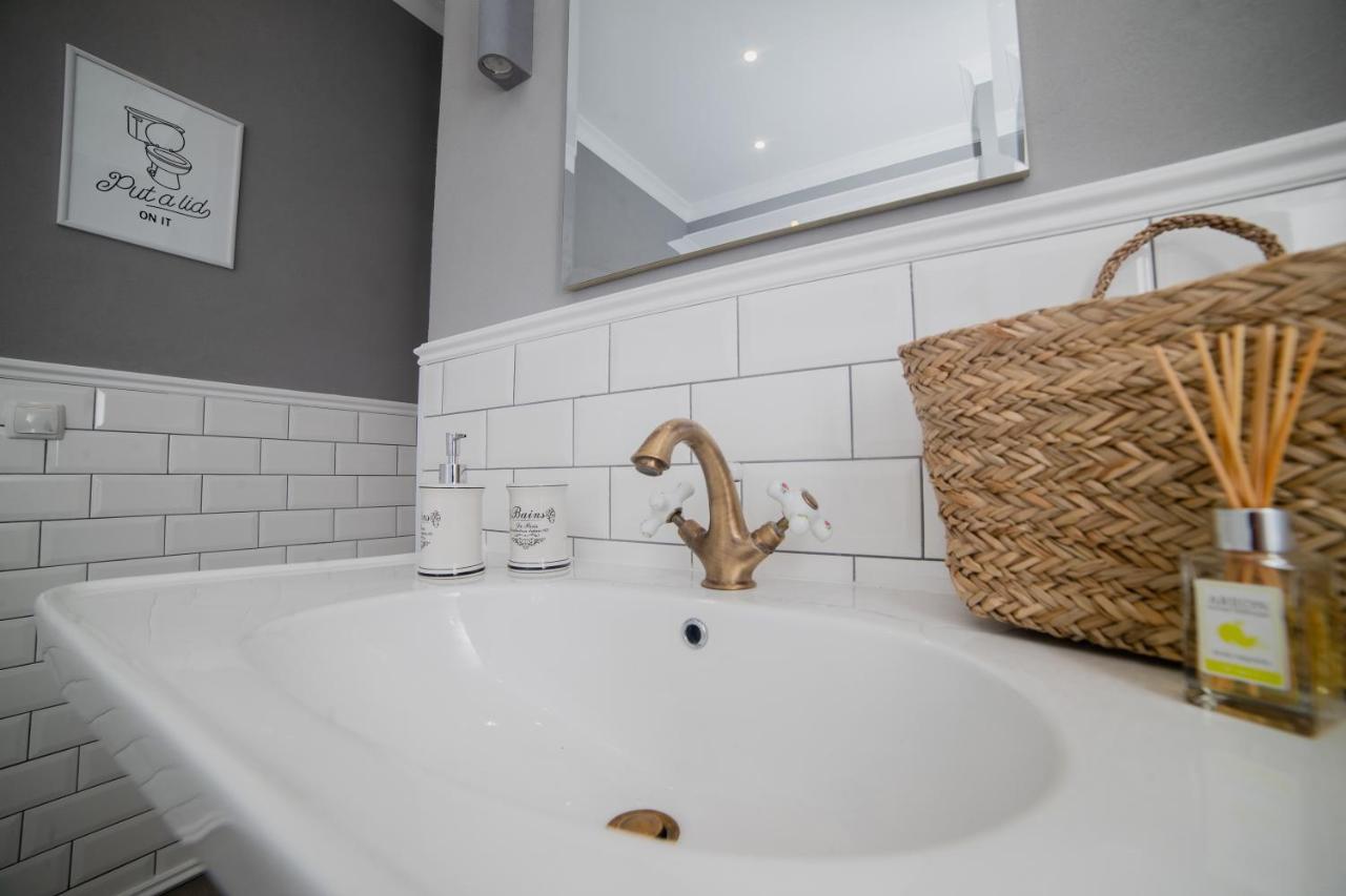 Apartment Butterfly Odessa Dış mekan fotoğraf